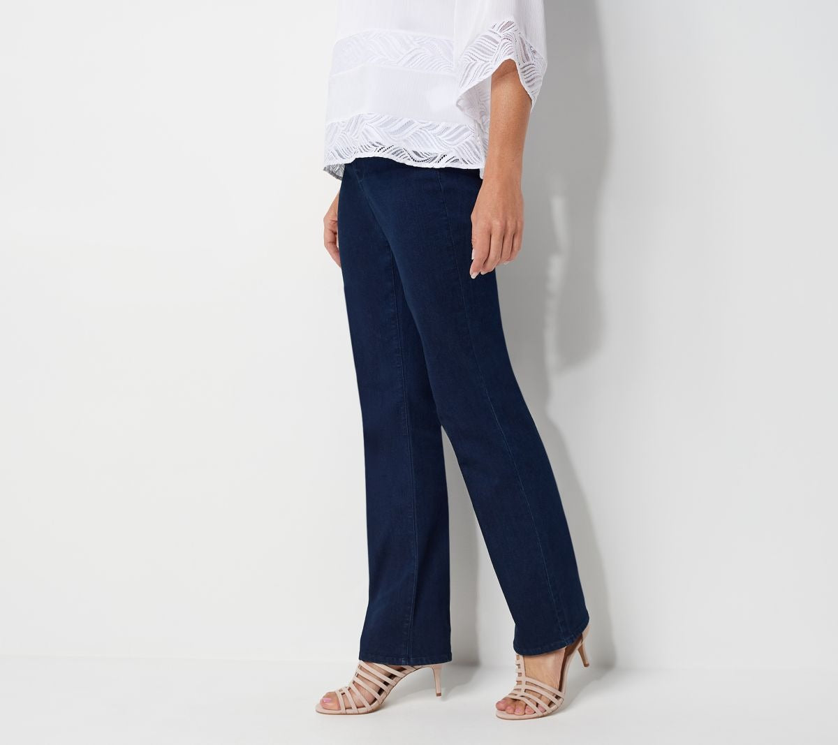 Marilyn Straight-Leg Jeans w/ Double