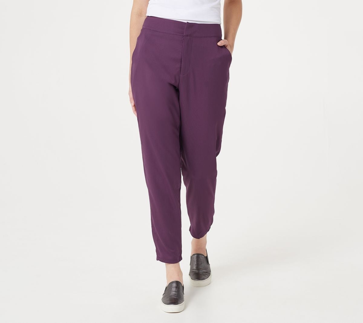 Traveler Pull-On Slim Leg Pants