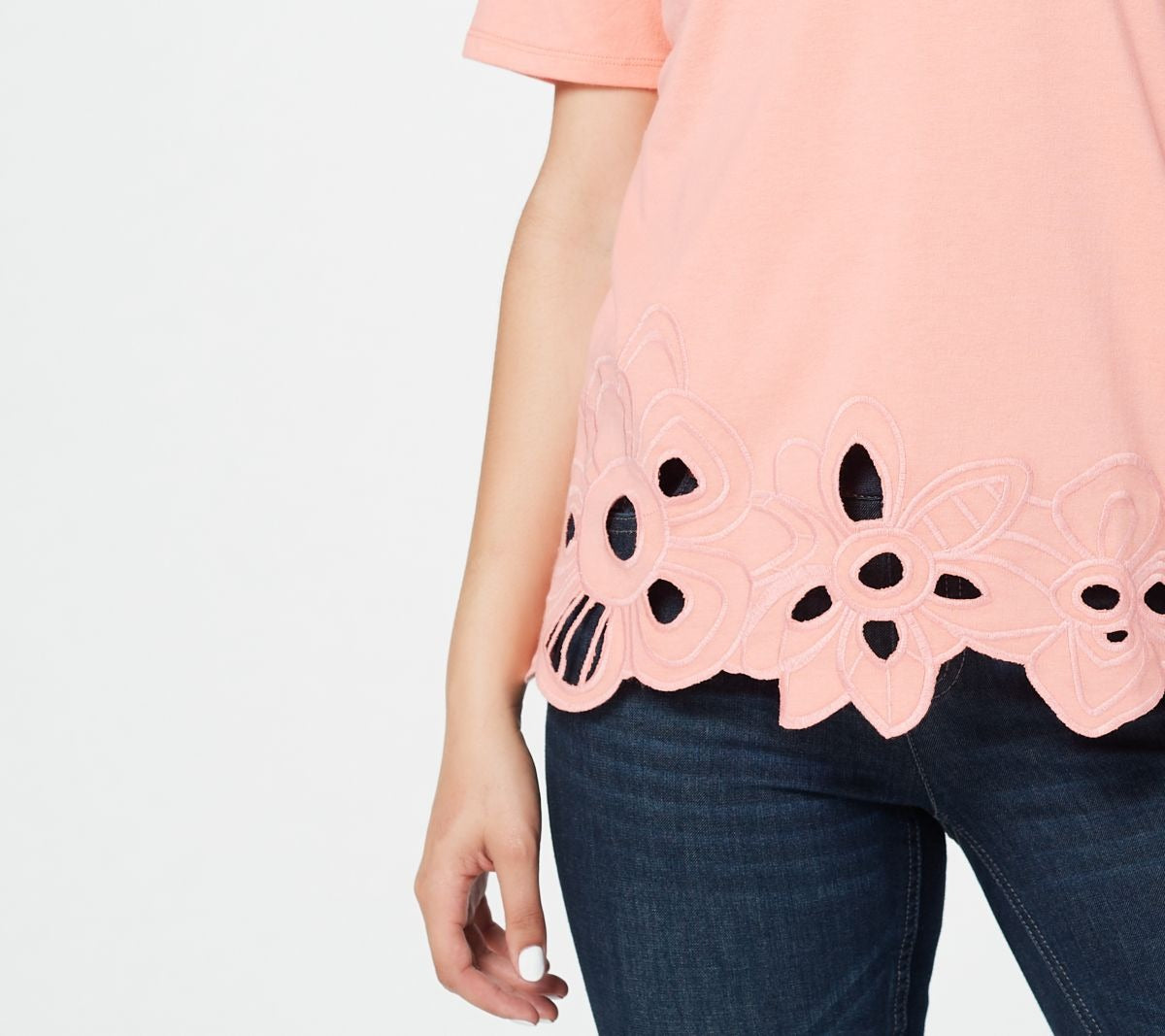 Short-Sleeve Scallop Tee Shirt