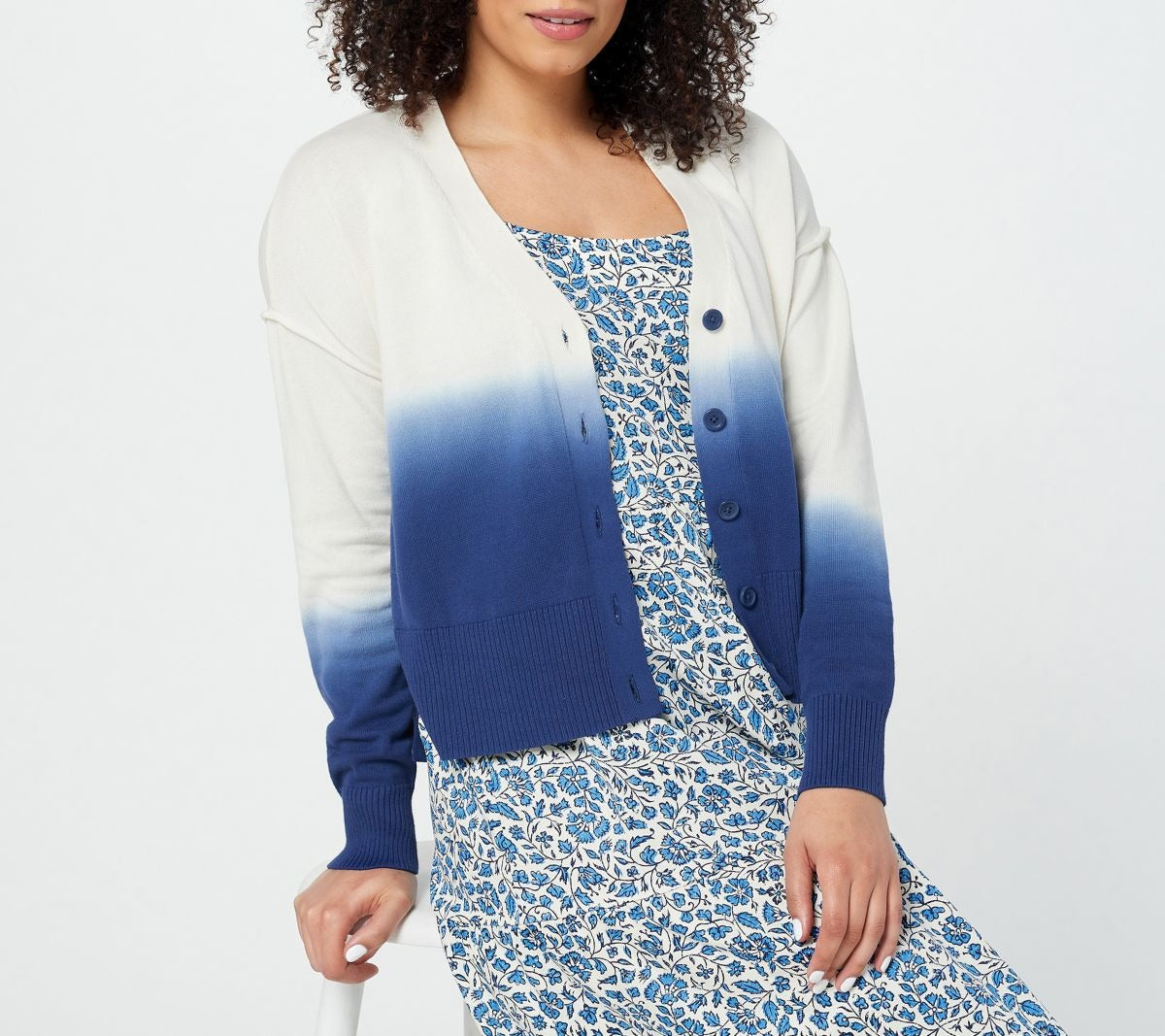 Dip-Dyed V-Neck Button