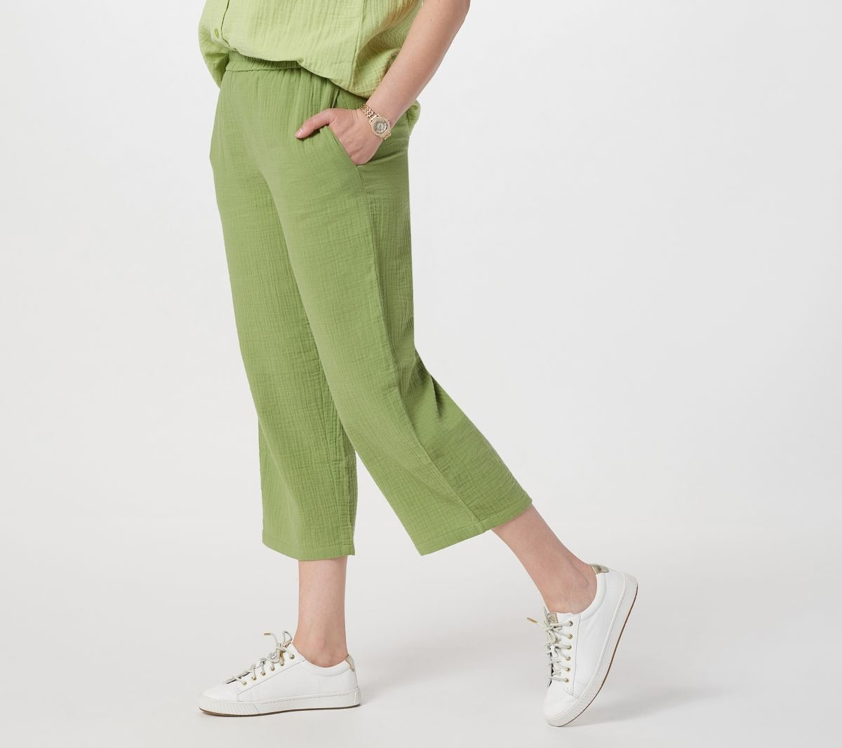 Crinkle Texture Pull-On