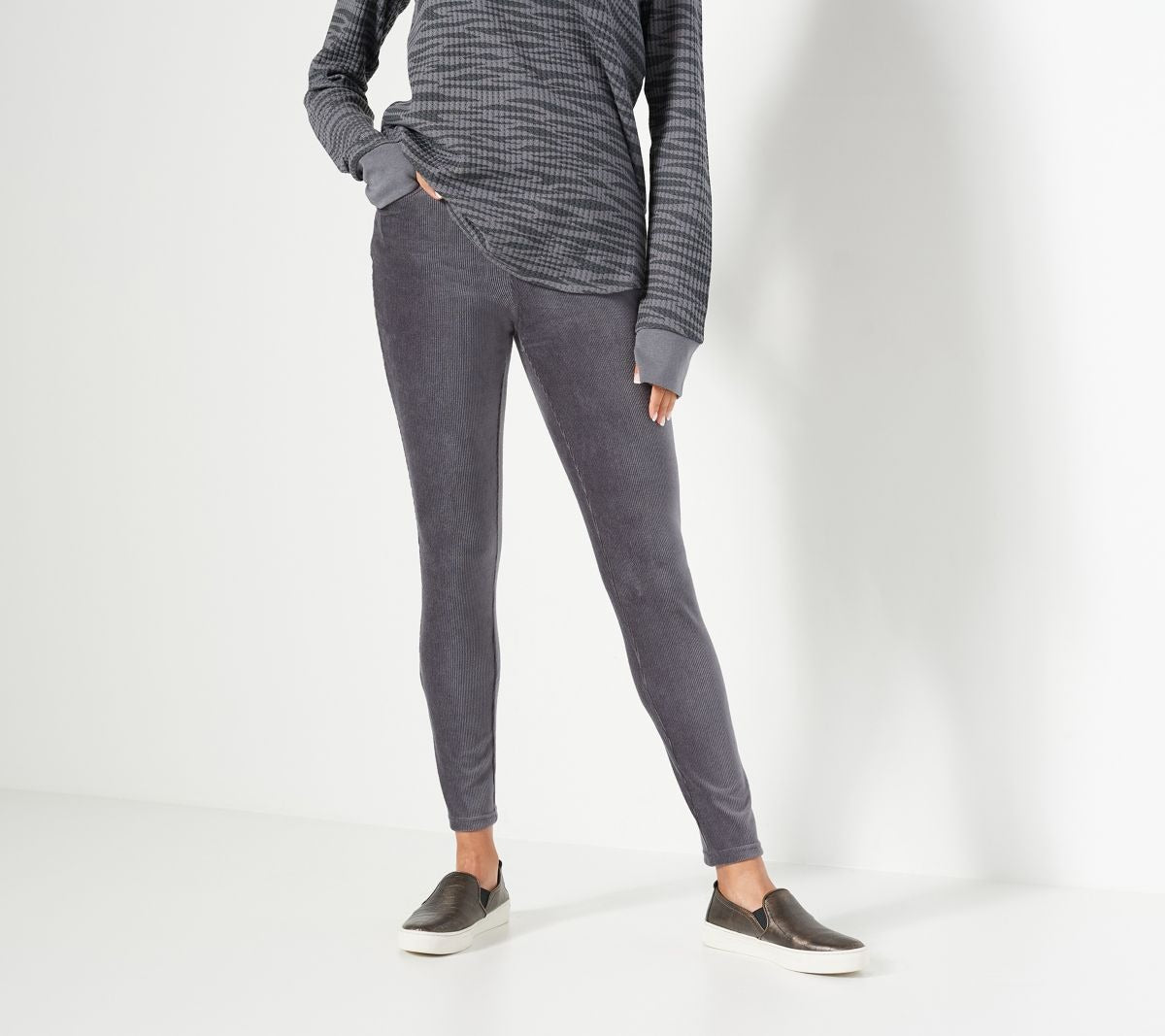 Pet Pinwale Knit Corduroy