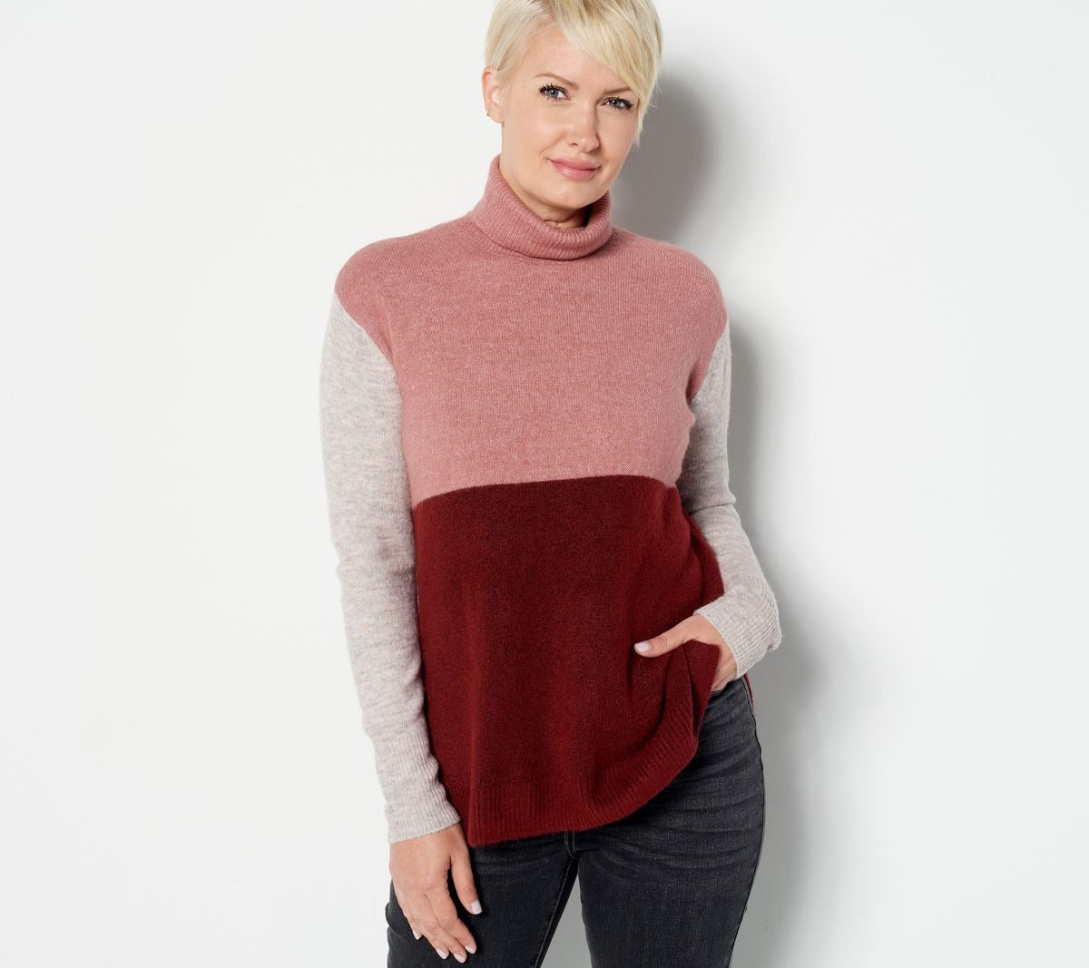 Color Blocked Turtleneck Sweater
