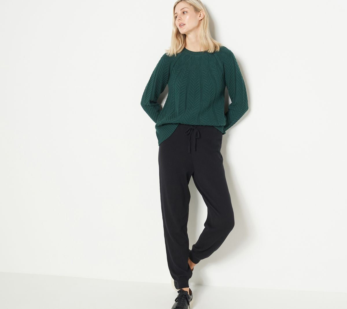 Floral Cable Crewneck Sweater