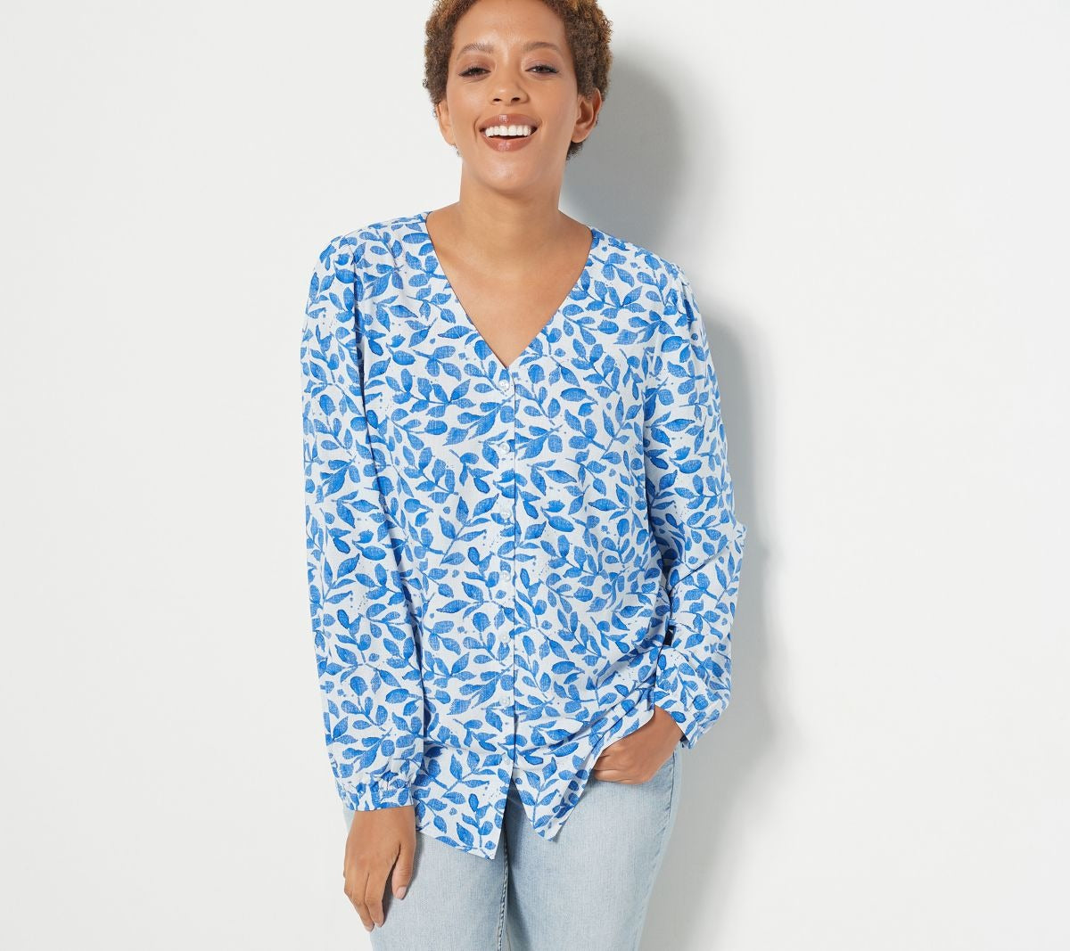 Printed Regular V-Neck Button-Down