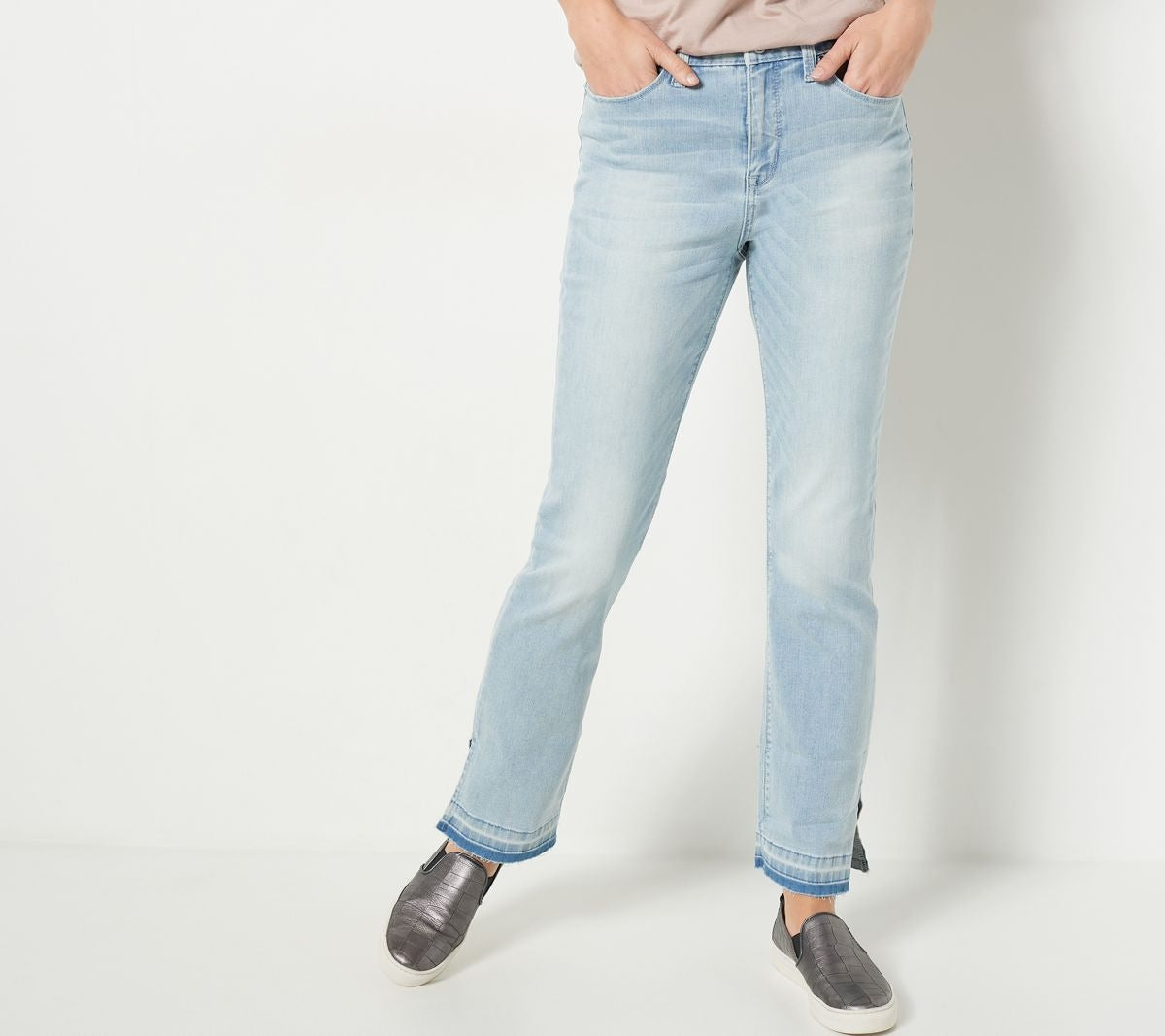Daisy Denim Straight-Leg