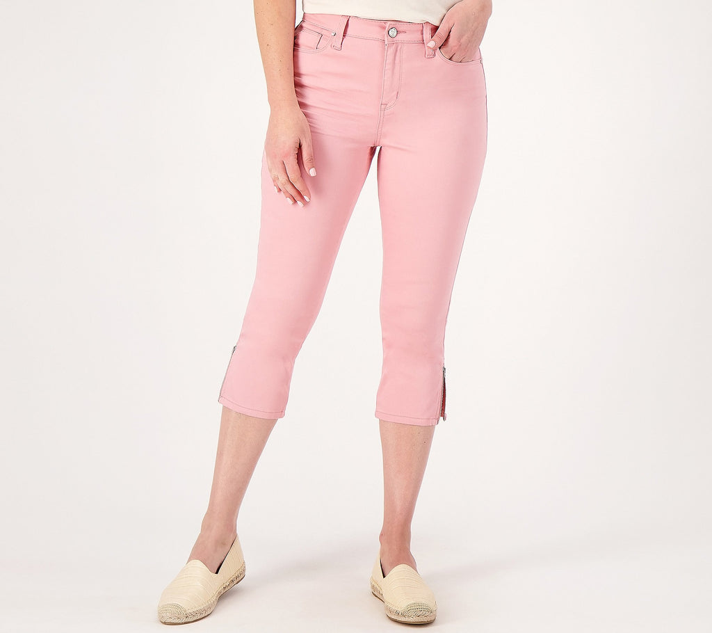 Wave Denim 5-Pocket Capri with Zipper Detail