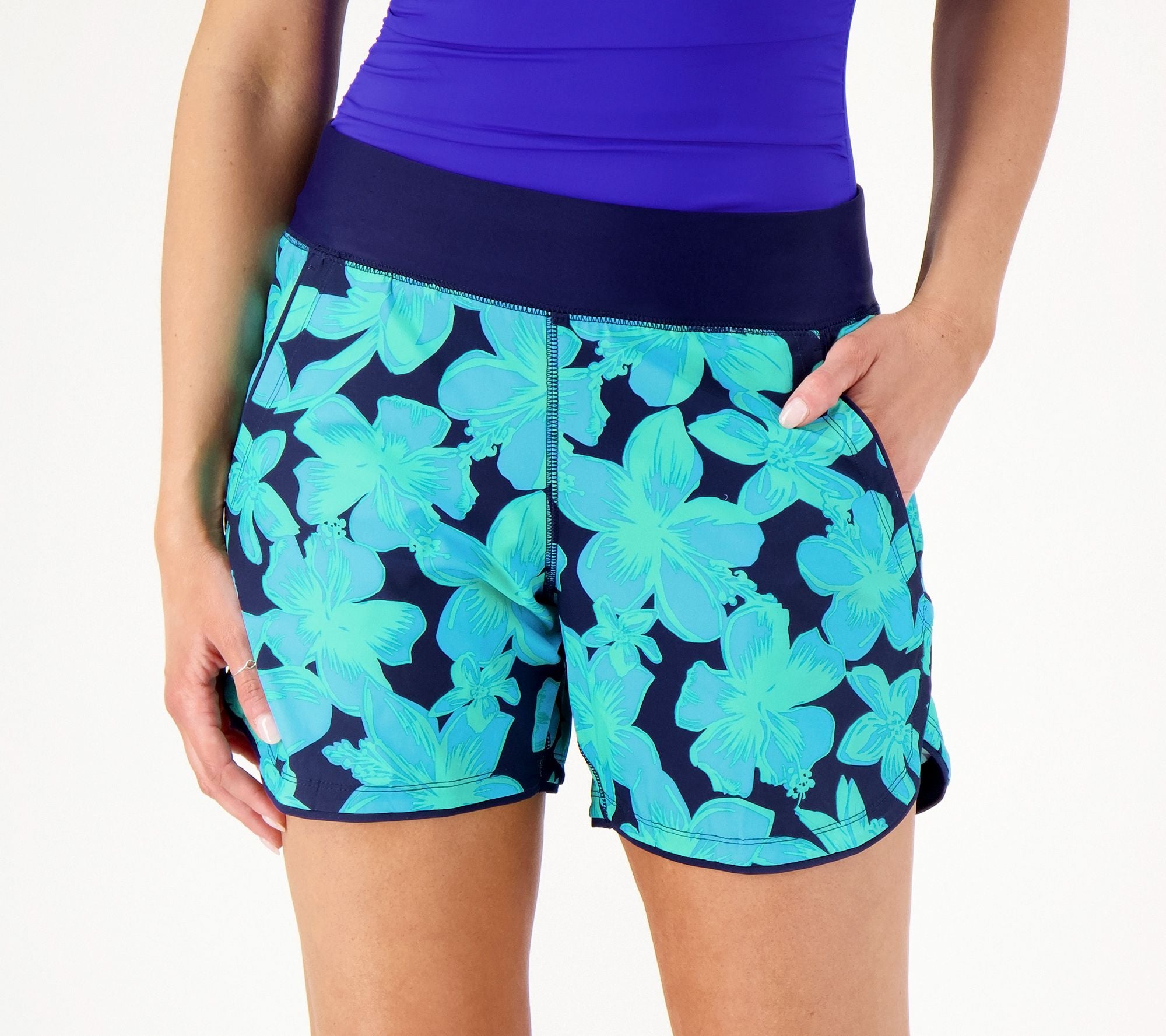 Lands End 5" Board Short - Blue Floral