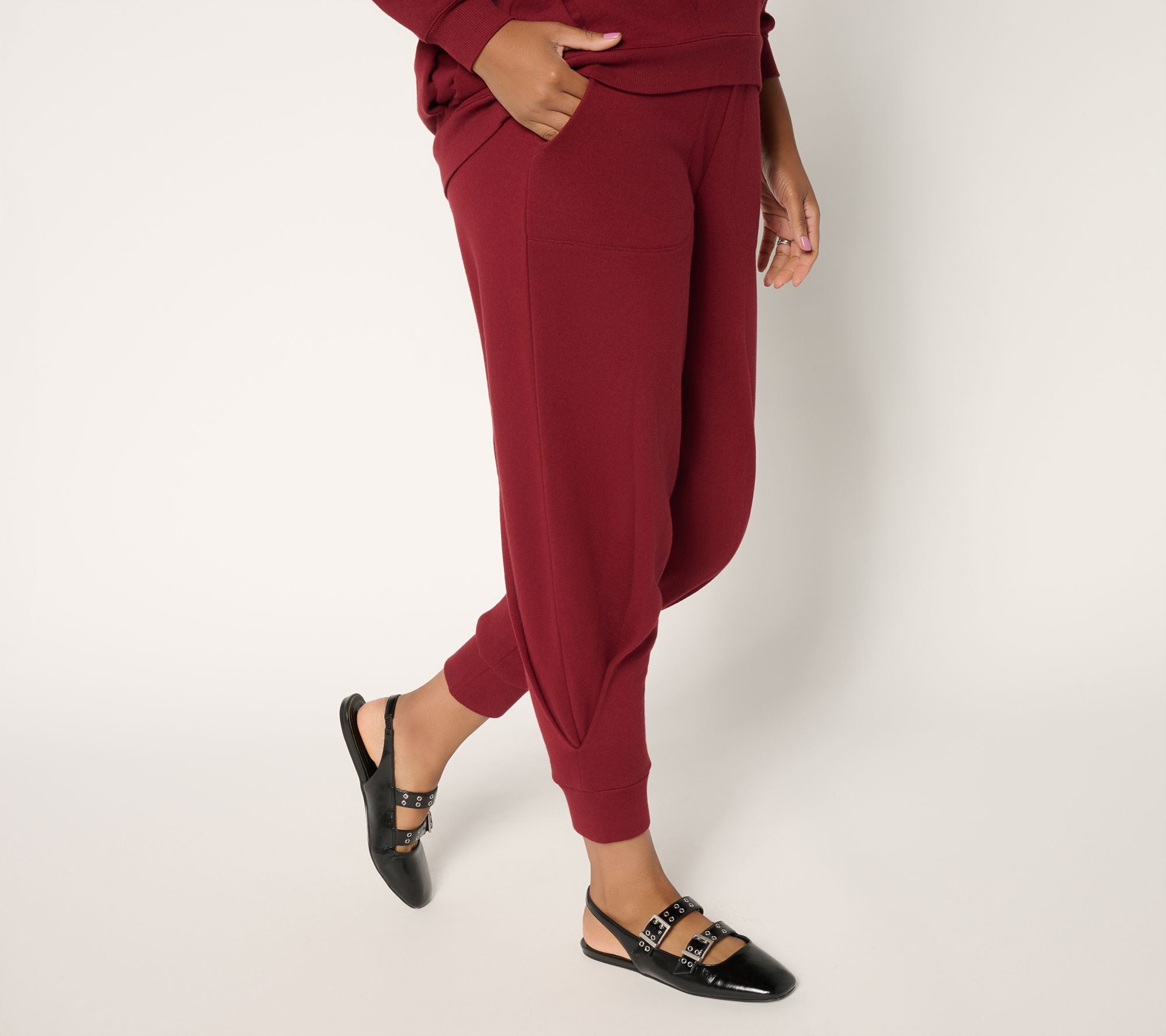 Sculpted Leg Sweatpant - Black Cherry