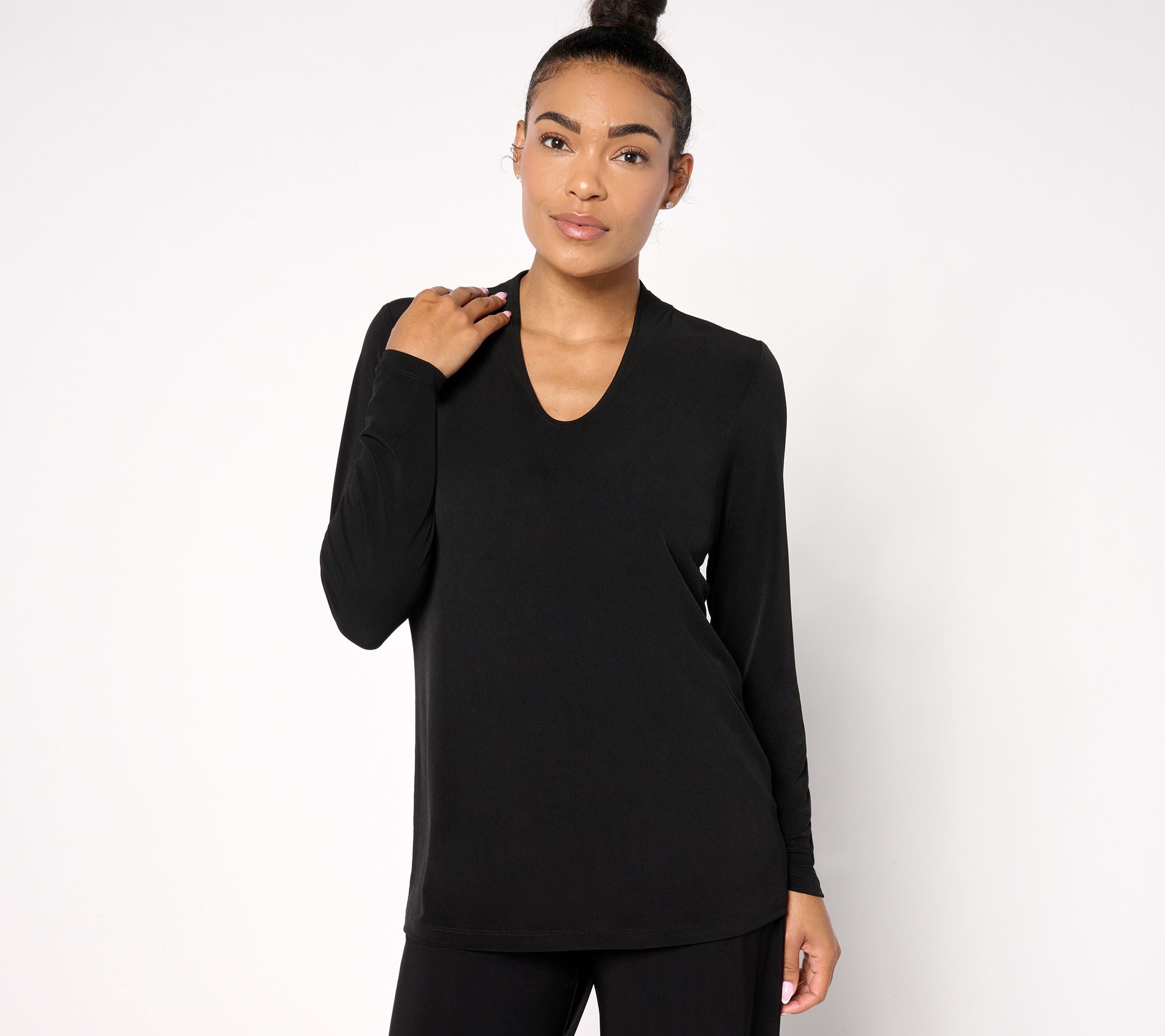 Modern Essentials Liquid Knit Voop Neck Top - Black