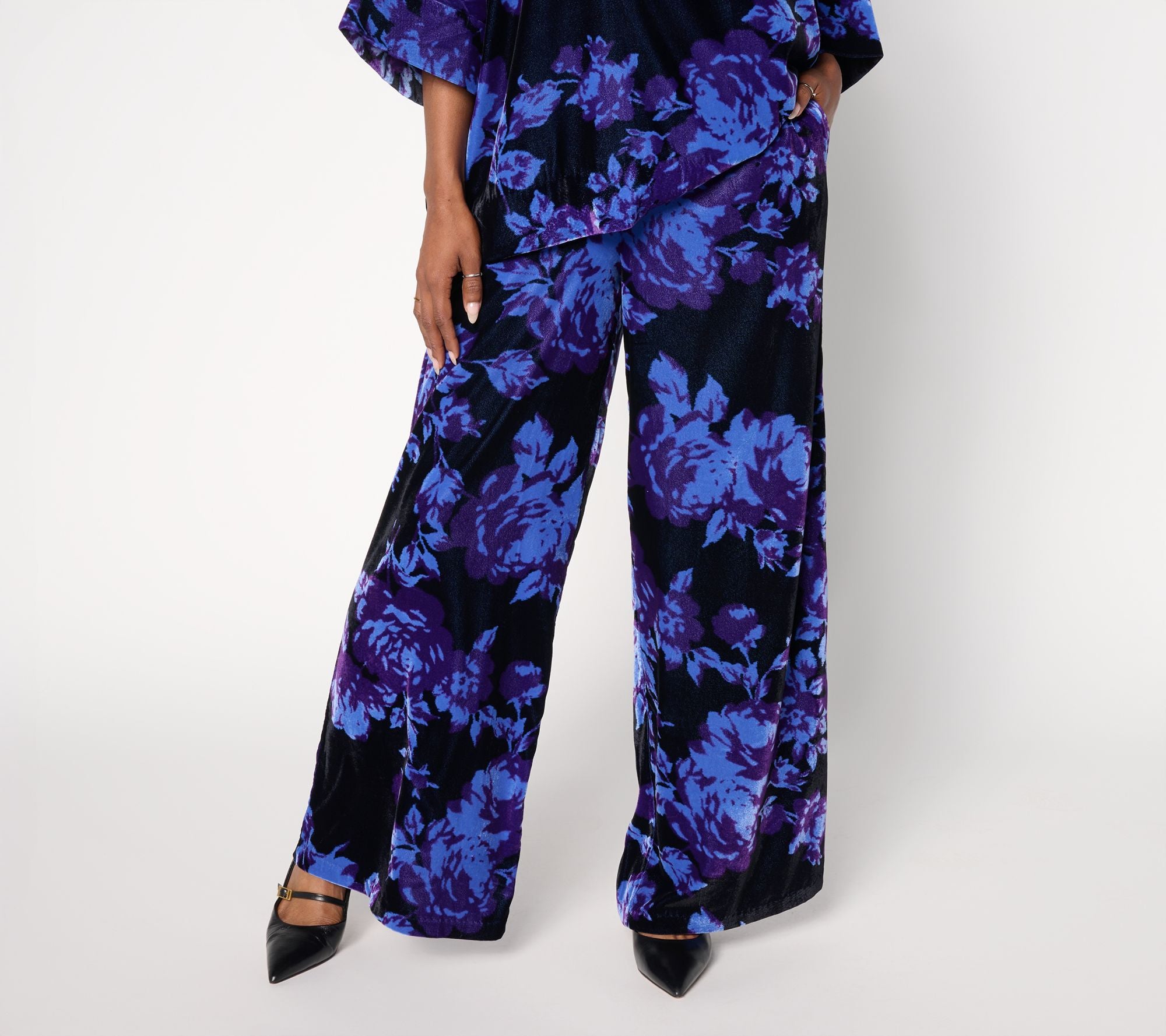 Pull-On Printed Velvet Wide Leg Pant - Blue Bloom