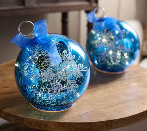 Set of 2 Illuminated Snowflake Holiday Ornaments